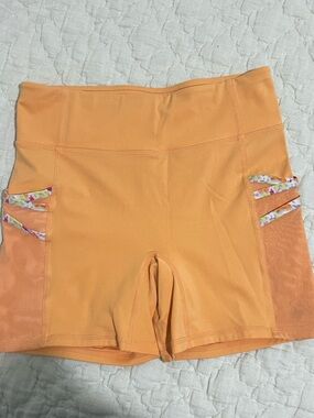 Fabletics Peach Athletic Shorts Mesh-Trim pockets - size M